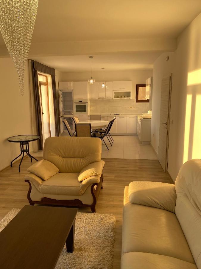 דוברה וודה Apartments Sidro מראה חיצוני תמונה